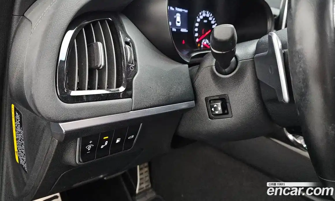 Kia Stinger 2017 2.0 Автомат в Москве № 930236, фото 16