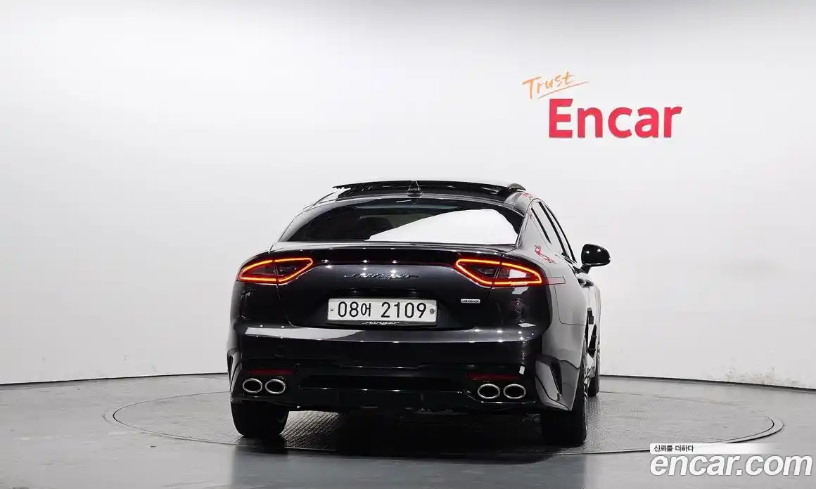 Kia Stinger 2017 2.0 Автомат в Москве № 930236, фото 4