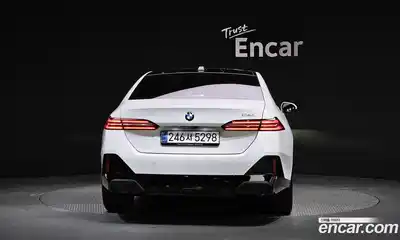 BMW 5-Series 2025 2.0 гидро в Москве № 930258, миниатюра 4