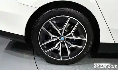 BMW 5-Series 2025 2.0 гидро в Москве № 930258, миниатюра 5