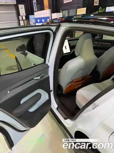 Volvo EX30 2025 0.2 гидро в Москве № 973289, миниатюра 6
