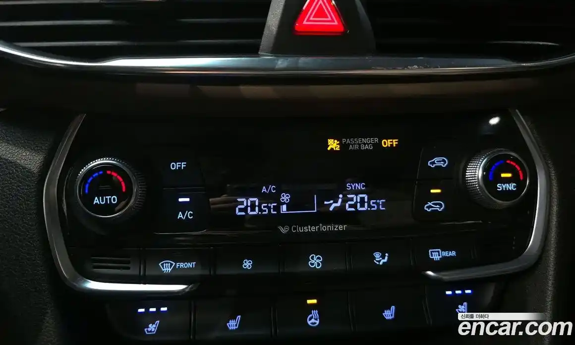 Hyundai Santa Fe 2020 2.0 Автомат в Москве № 1007555, фото 16