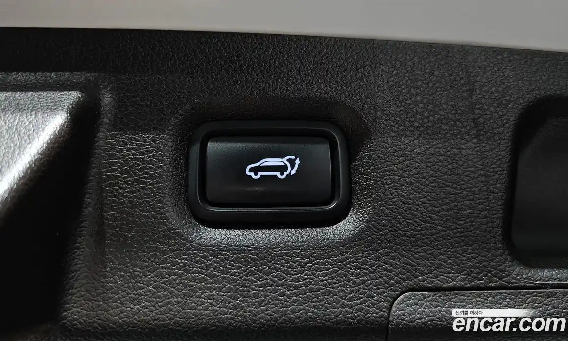 Hyundai Santa Fe 2020 2.0 Автомат в Москве № 1007555, фото 20