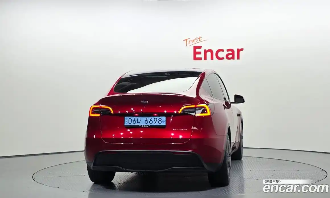 Tesla Model Y 2024 0.2 гидро в Москве № 1014184, фото 4