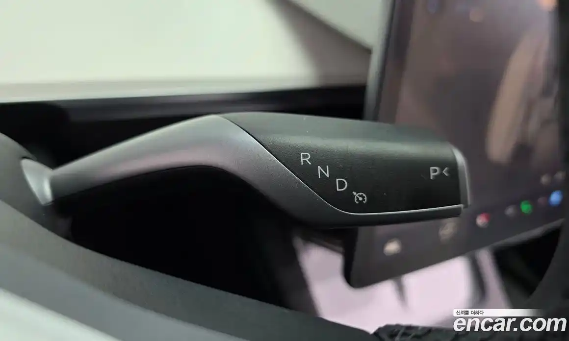 Tesla Model Y 2024 0.2 гидро в Москве № 1014184, фото 9