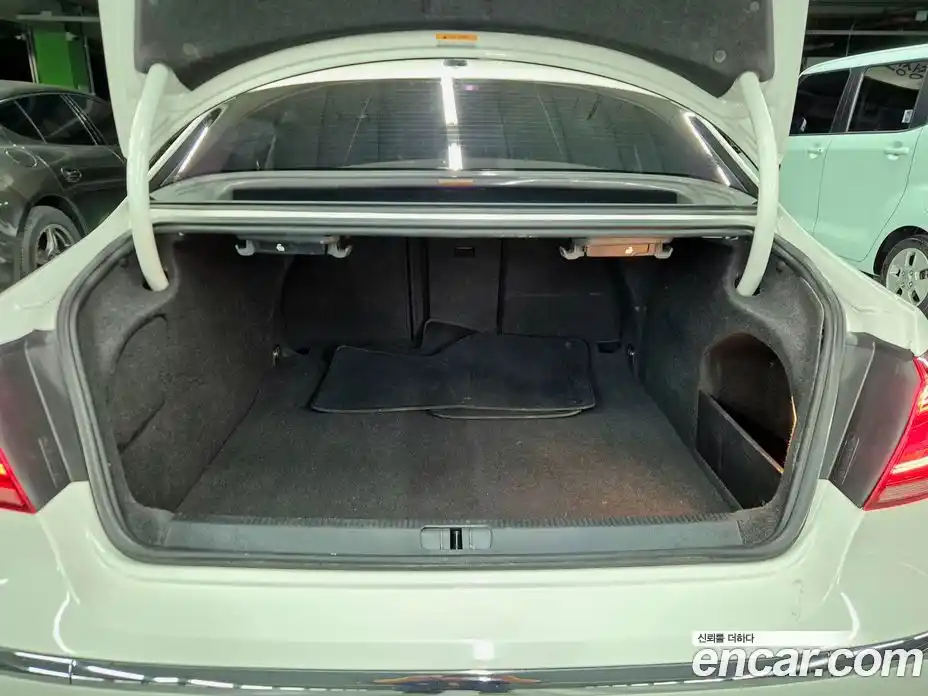 Volkswagen CC 2014 2.0 гидро в Москве № 1014796, фото 19