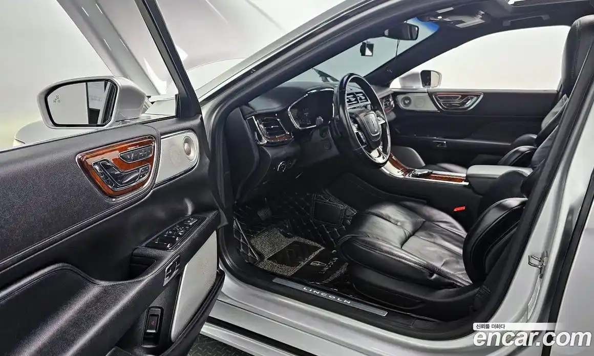 Lincoln Continental 2017 3.0 гидро в Москве № 1015592, фото 11