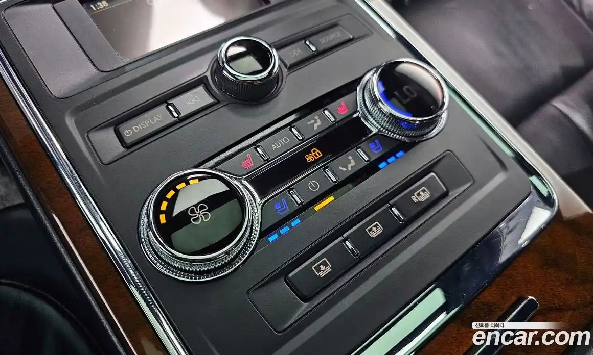 Lincoln Continental 2017 3.0 гидро в Москве № 1015592, фото 16