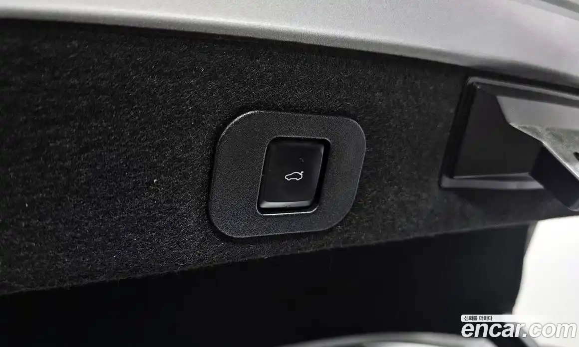 Lincoln Continental 2017 3.0 гидро в Москве № 1015592, фото 20