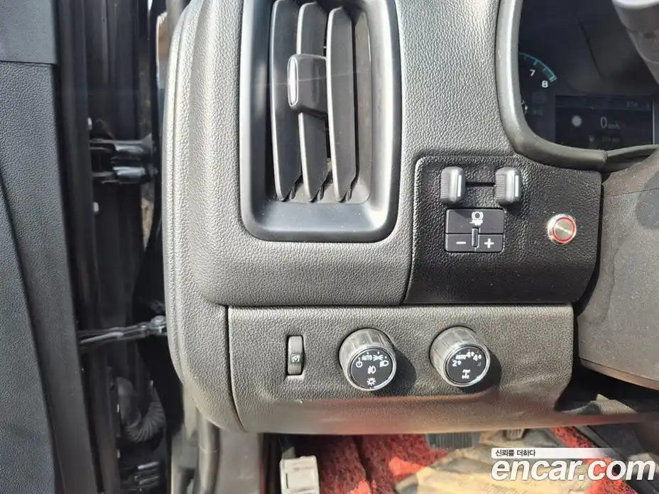 Chevrolet Colorado 2019 3.6 Автомат в Москве № 1068388, фото 15