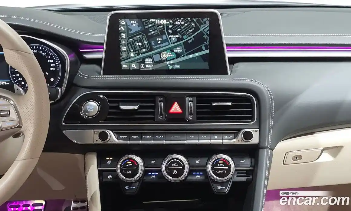 Genesis G70 2019 2.0 Автомат в Москве № 1079707, фото 13