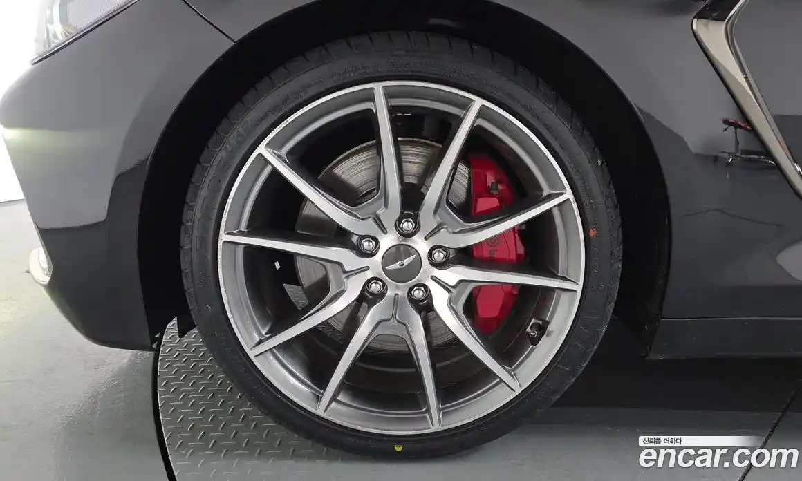 Genesis G70 2019 2.0 Автомат в Москве № 1079707, фото 4