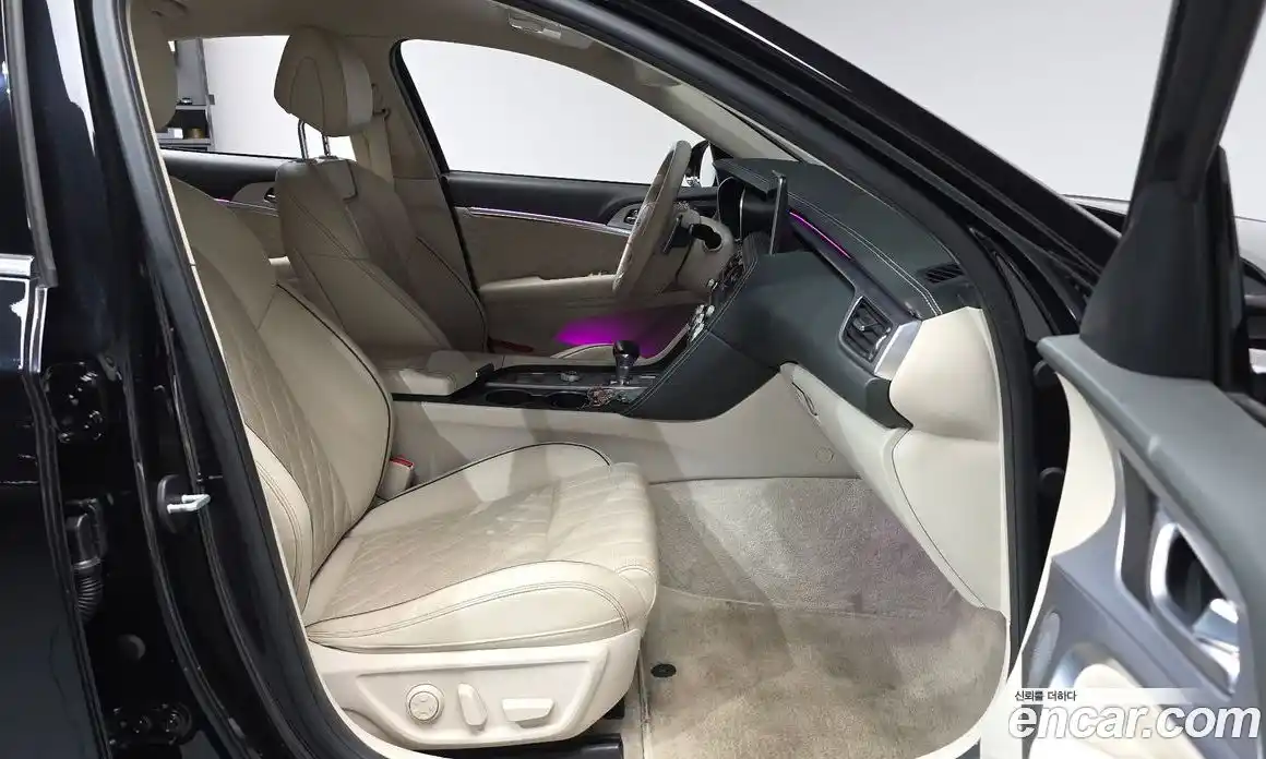 Genesis G70 2019 2.0 Автомат в Москве № 1079707, фото 9