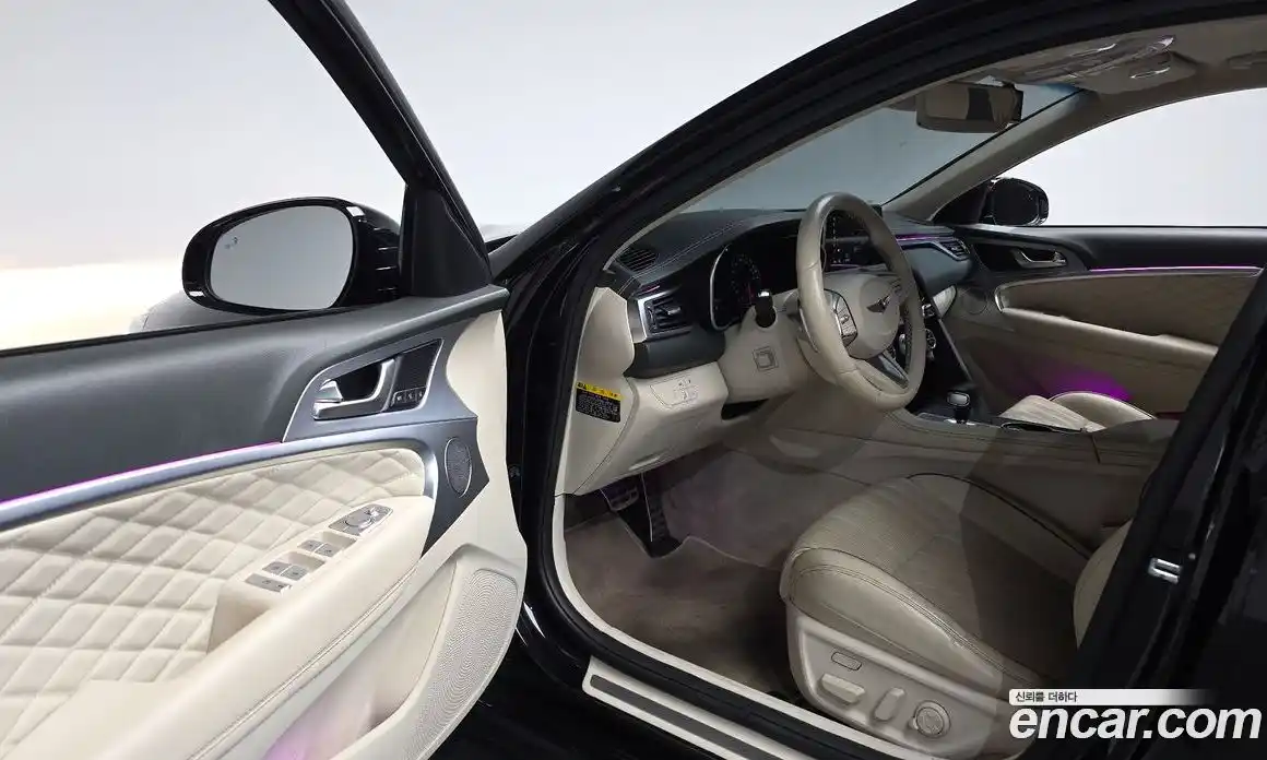 Genesis G70 2019 2.0 Автомат в Москве № 1079707, фото 10