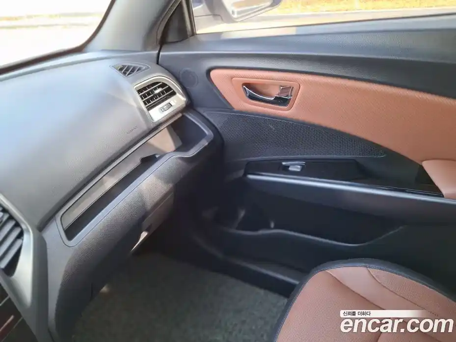 SsangYong TIBOLI 2019 1.6 Автомат в Москве № 1080831, фото 18