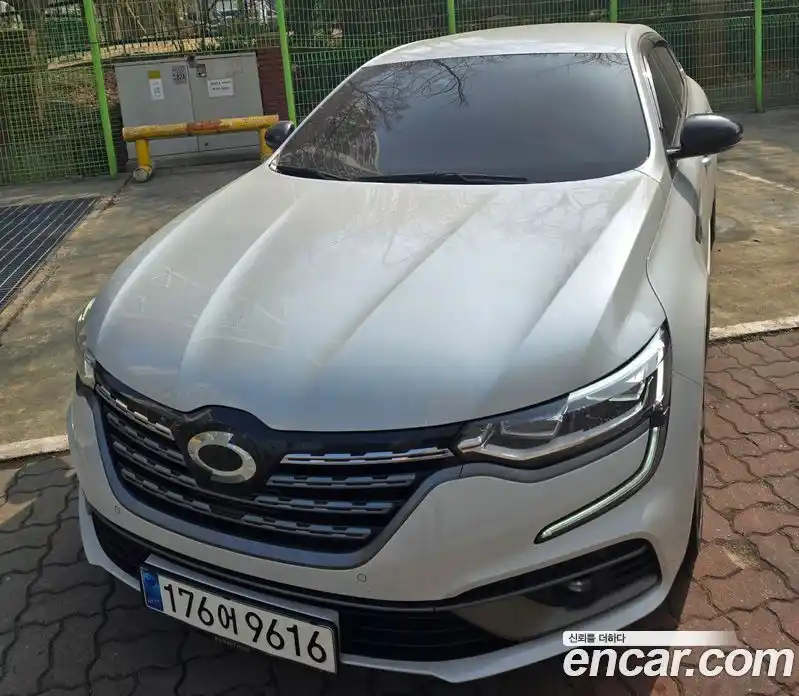 Renault SM6 2023 1.8 Автомат в Москве № 1081950, фото 13