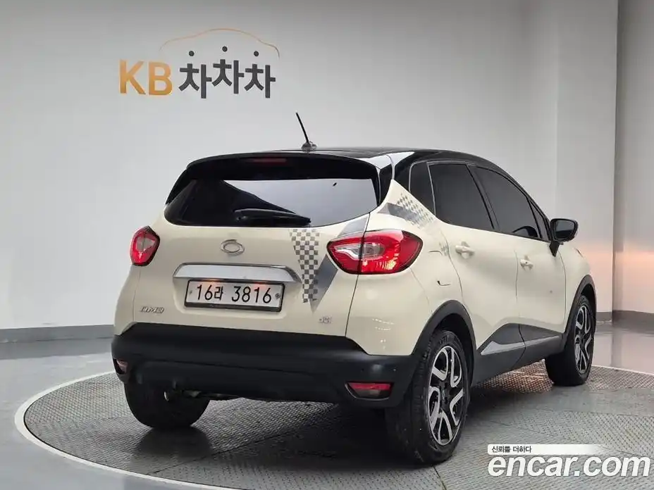 Renault QM3 2015 1.5 Автомат в Москве № 1082220, фото 3