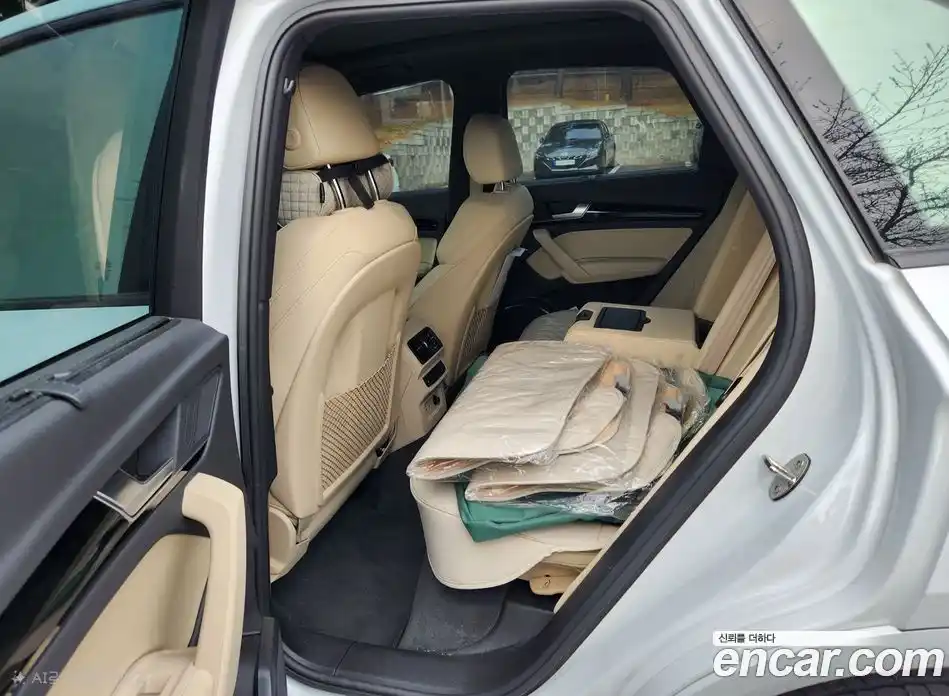 Audi Q5 2024 2.0 Автомат в Москве № 1084632, фото 11