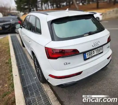 Audi Q5 2024 2.0 Автомат в Москве № 1084632, миниатюра 5