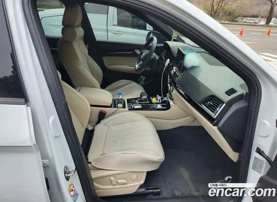 Audi Q5 2024 2.0 Автомат в Москве № 1084632, фото 8