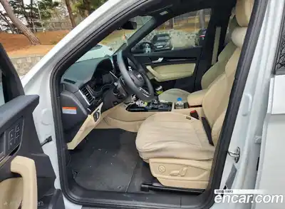 Audi Q5 2024 2.0 Автомат в Москве № 1084632, миниатюра 10