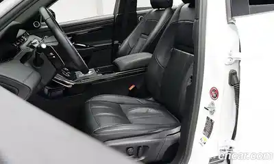 Land Rover Range-Rover Evoque 2022 2.0 гидро в Москве № 1085175, миниатюра 3