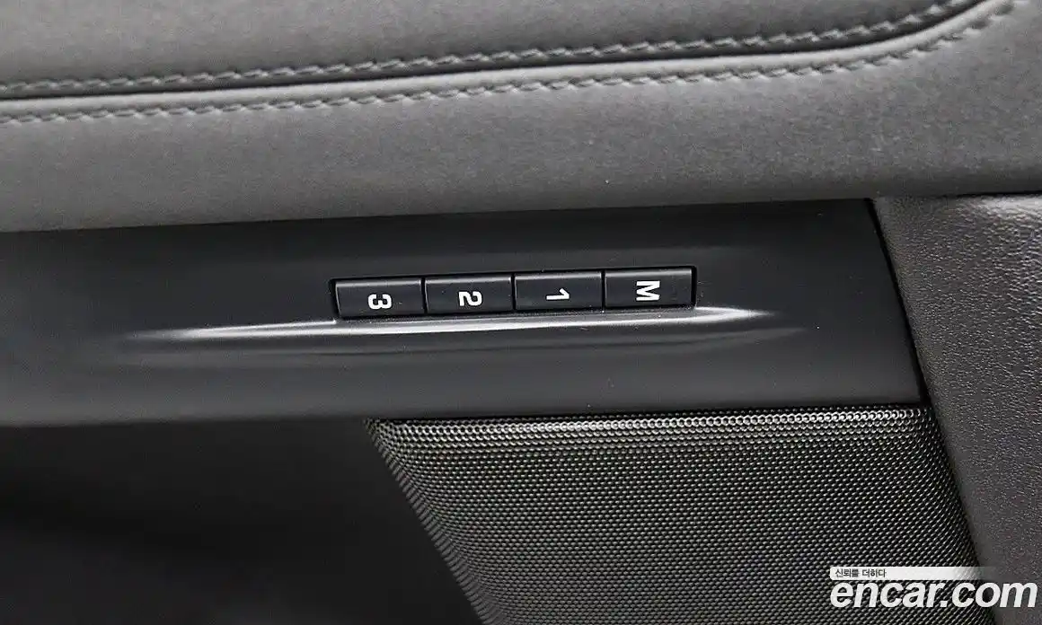 Land Rover Range-Rover Evoque 2022 2.0 гидро в Москве № 1085175, фото 8