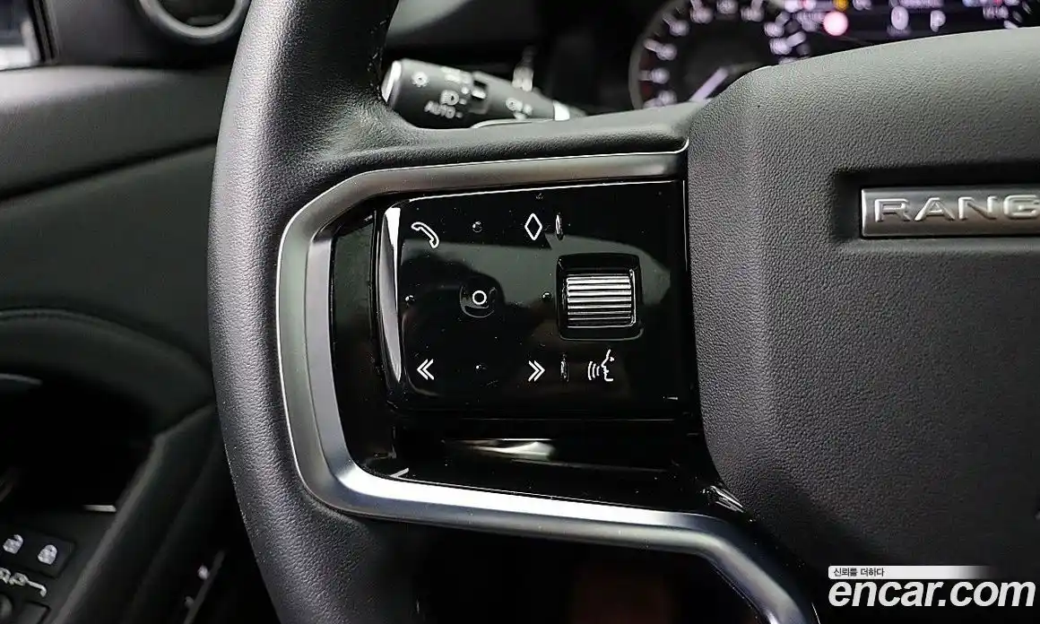Land Rover Range-Rover Evoque 2022 2.0 гидро в Москве № 1085175, фото 9