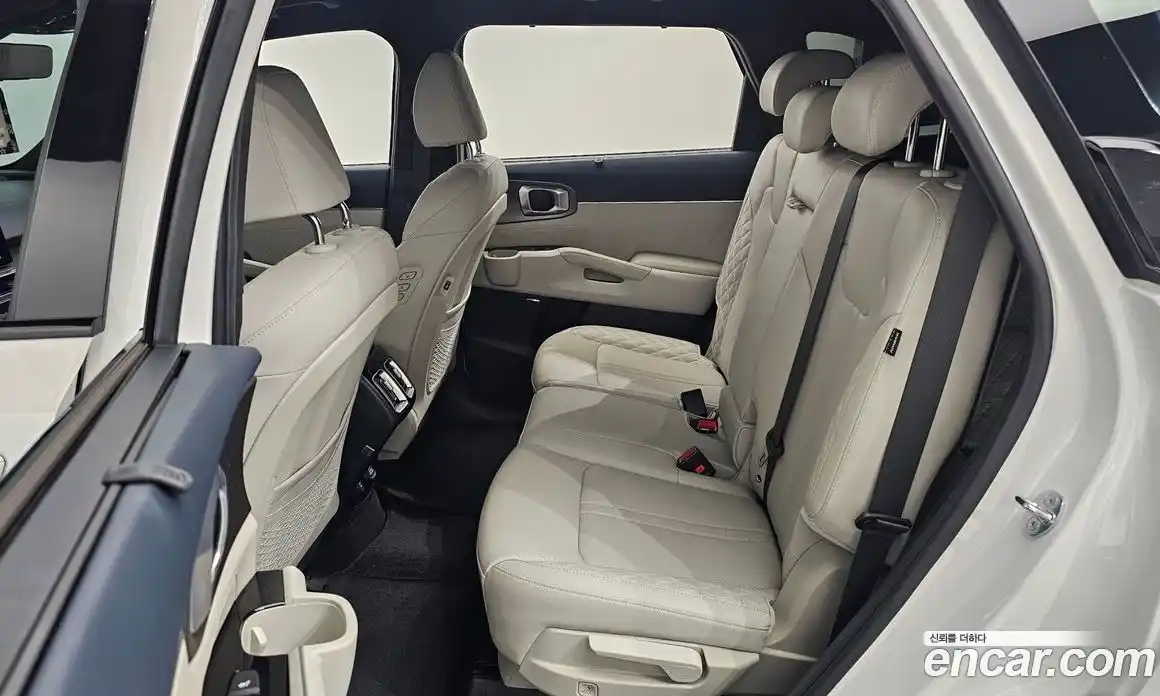 Kia Sorento 2023 1.6 гидро в Москве № 122112, фото 12