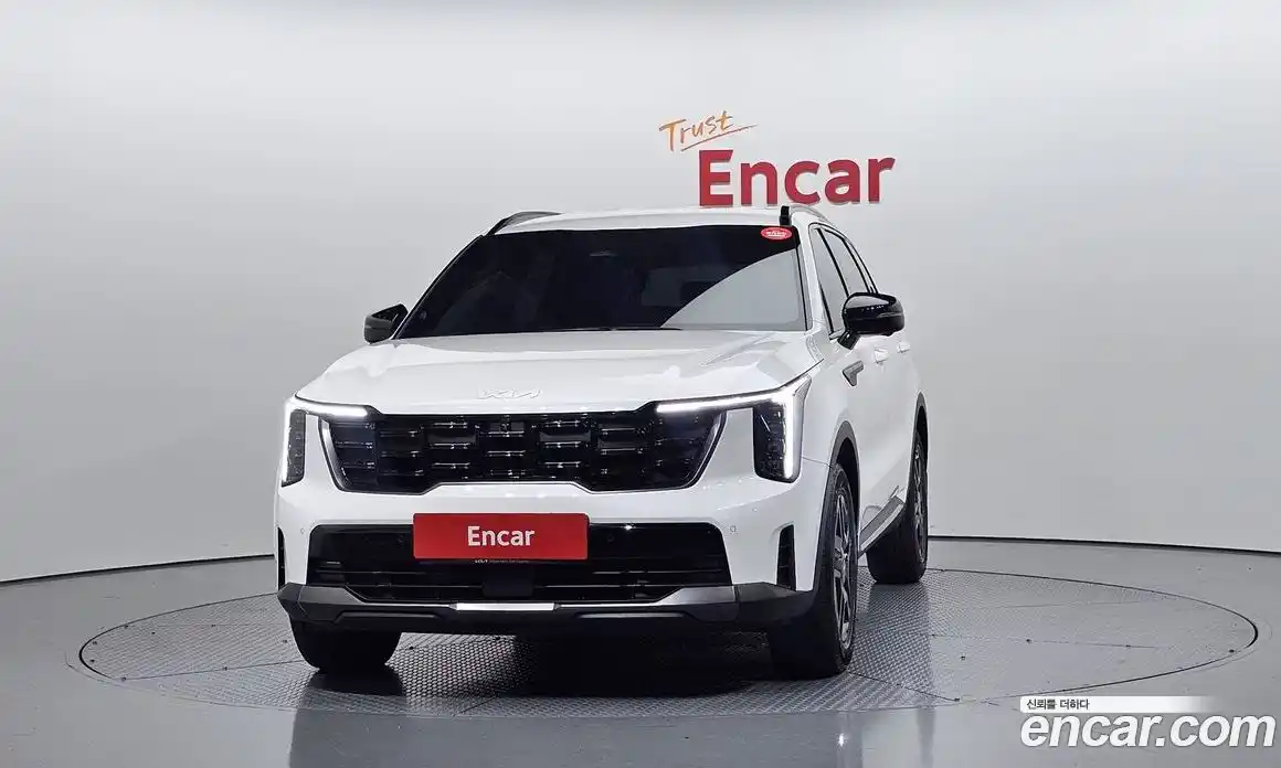Kia Sorento 2023 1.6 гидро в Москве № 122112, фото 3