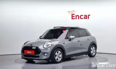Mini Cooper, 2015