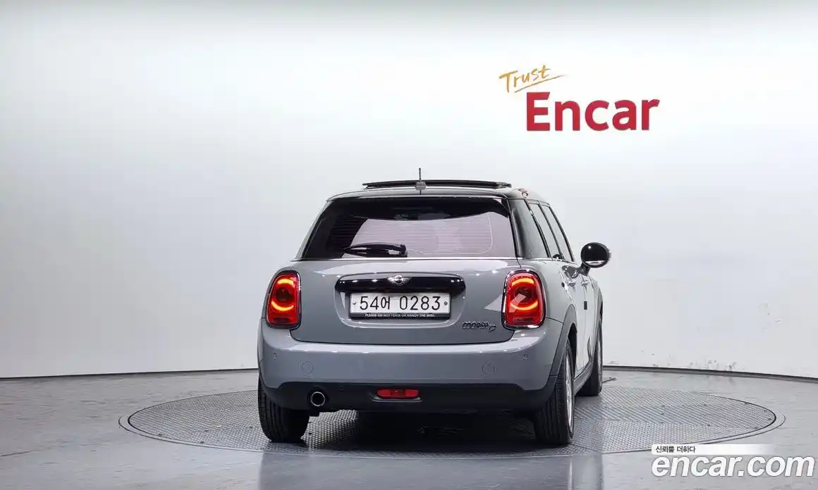 Mini Cooper 2015 1.5 гидро в Москве № 156759, фото 4