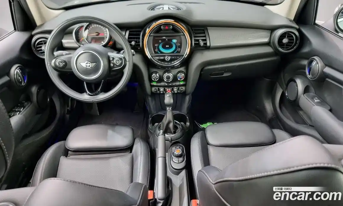 Mini Cooper 2015 1.5 гидро в Москве № 156759, фото 7
