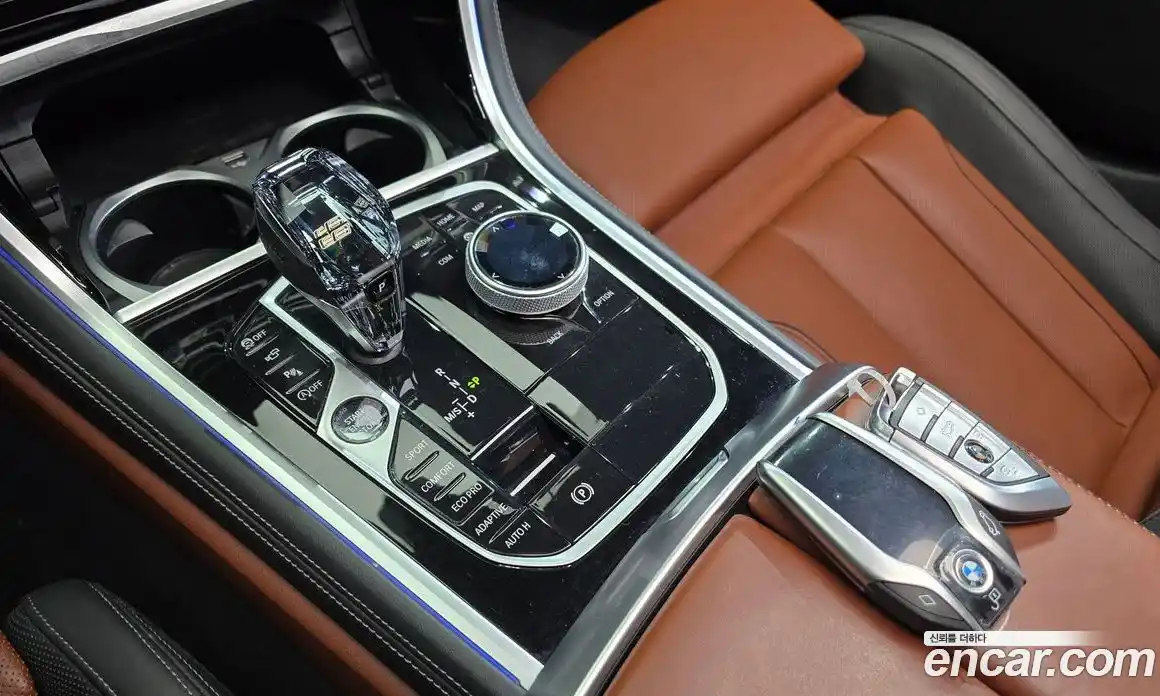 BMW 8-Series 2024 4.4 гидро в Москве № 157609, фото 9