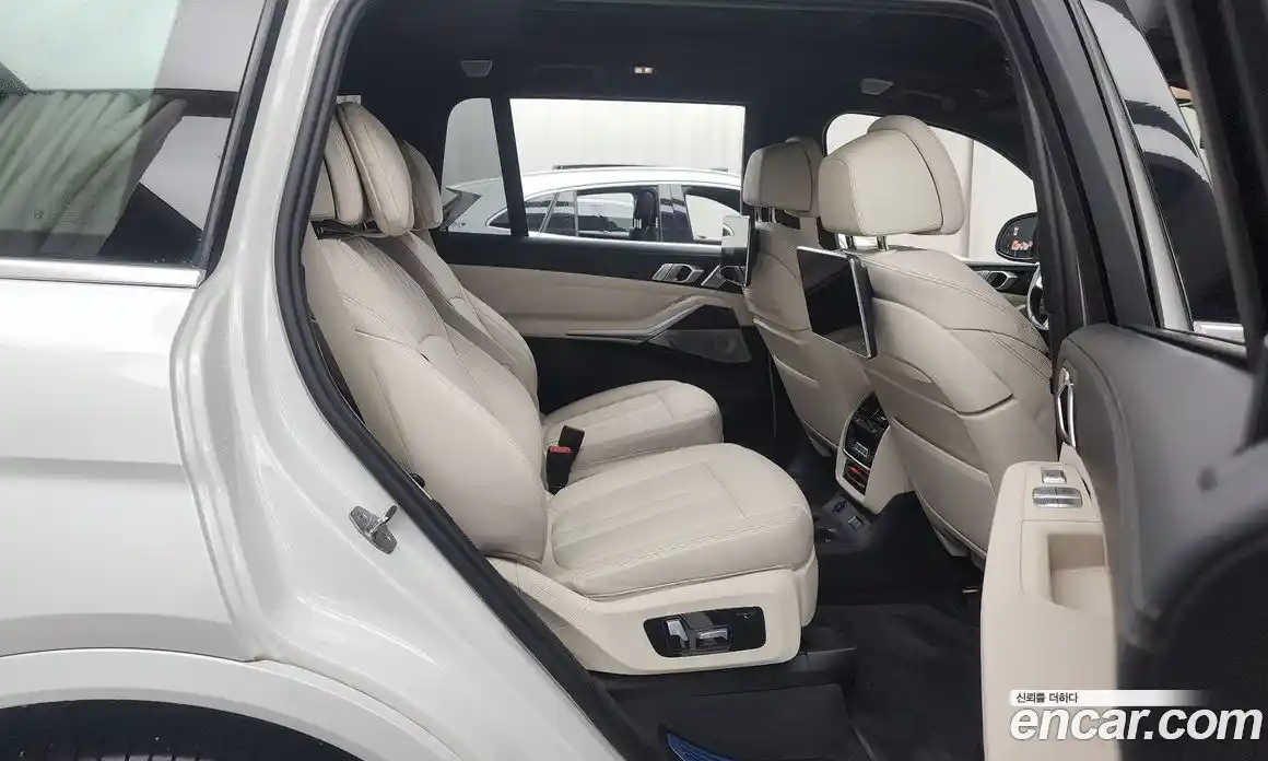 BMW X7 2022 3.0 гидро в Москве № 157895, фото 12