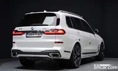 BMW X7 2022 3.0 гидро в Москве № 157895, миниатюра 2