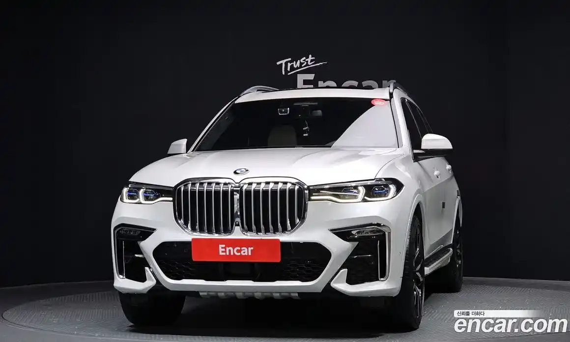 BMW X7 2022 3.0 гидро в Москве № 157895, фото 3