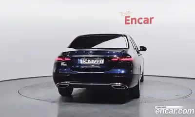 Mercedes-Benz E-Class 2022 2.0 гидро в Москве, миниатюра 4