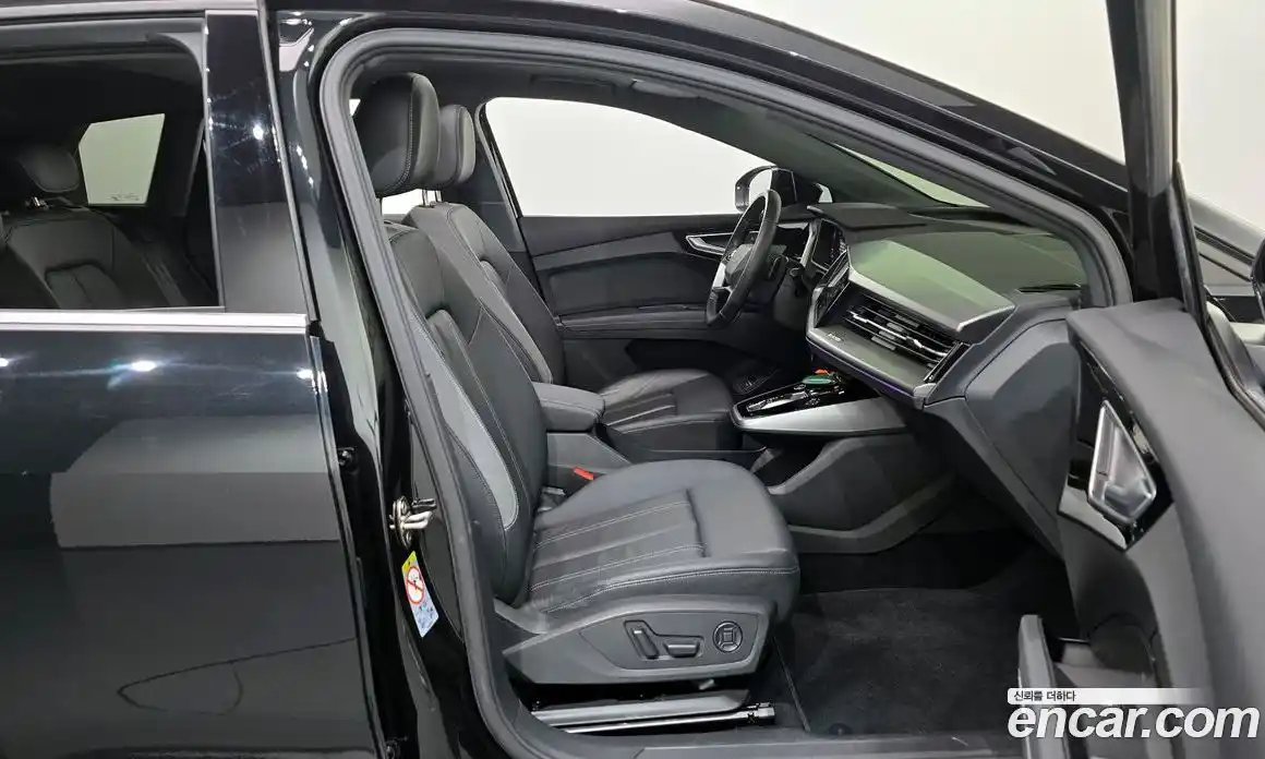 Audi Q4 e-tron 2022 0.2 гидро в Москве № 163282, фото 11