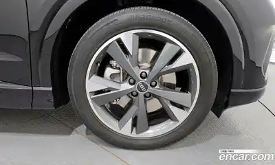 Audi Q4 e-tron 2022 0.2 гидро в Москве № 163282, миниатюра 5