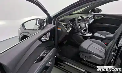 Audi Q4 e-tron 2022 0.2 гидро в Москве № 163282, миниатюра 10