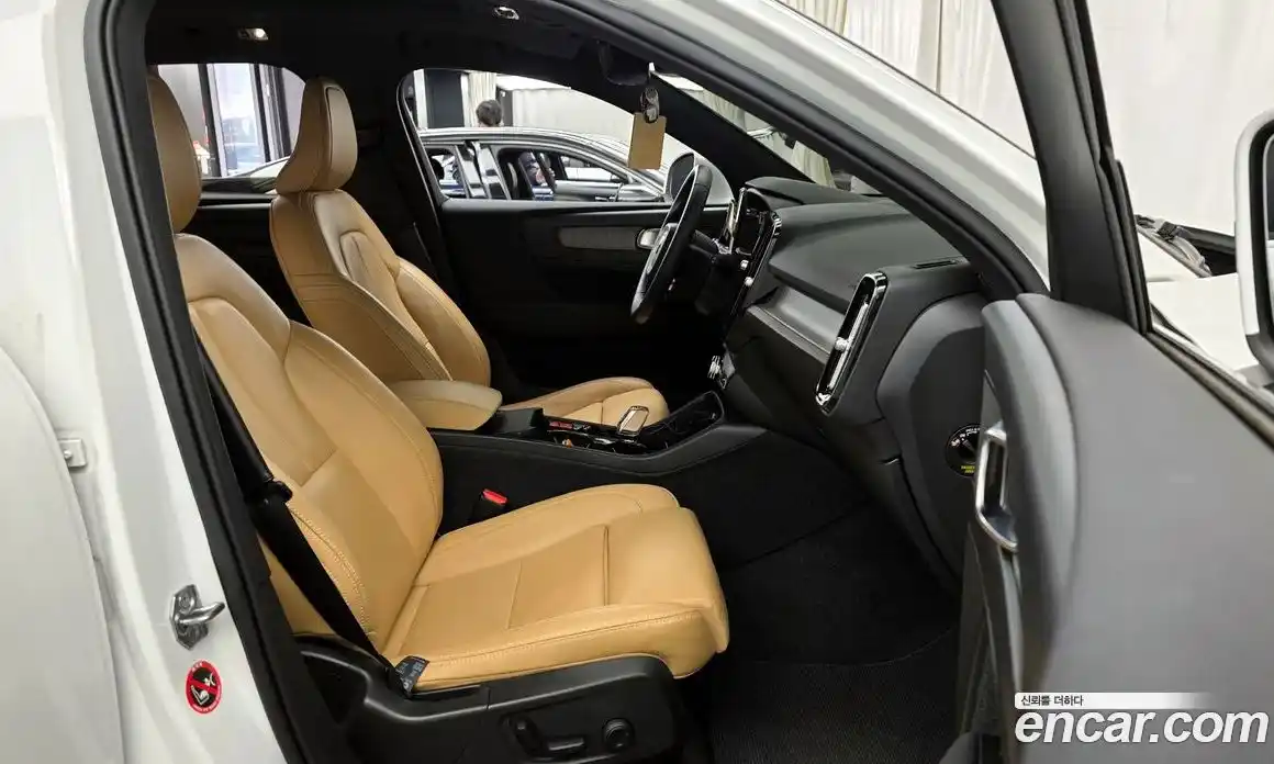 Volvo XC40 2021 2.0 гидро в Москве № 164142, фото 11