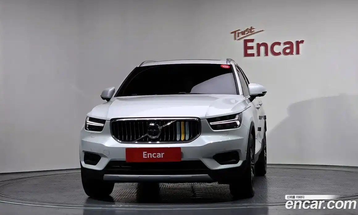 Volvo XC40 2021 2.0 гидро в Москве № 164142, фото 3
