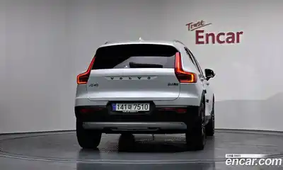Volvo XC40 2021 2.0 гидро в Москве № 164142, миниатюра 4