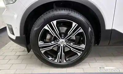 Volvo XC40 2021 2.0 гидро в Москве № 164142, миниатюра 5