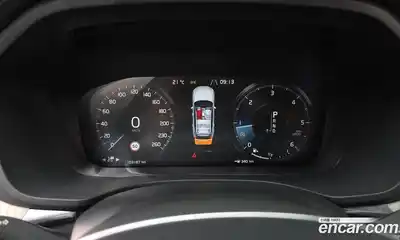 Volvo XC60 2020 2.0 гидро в Москве № 164524, миниатюра 8