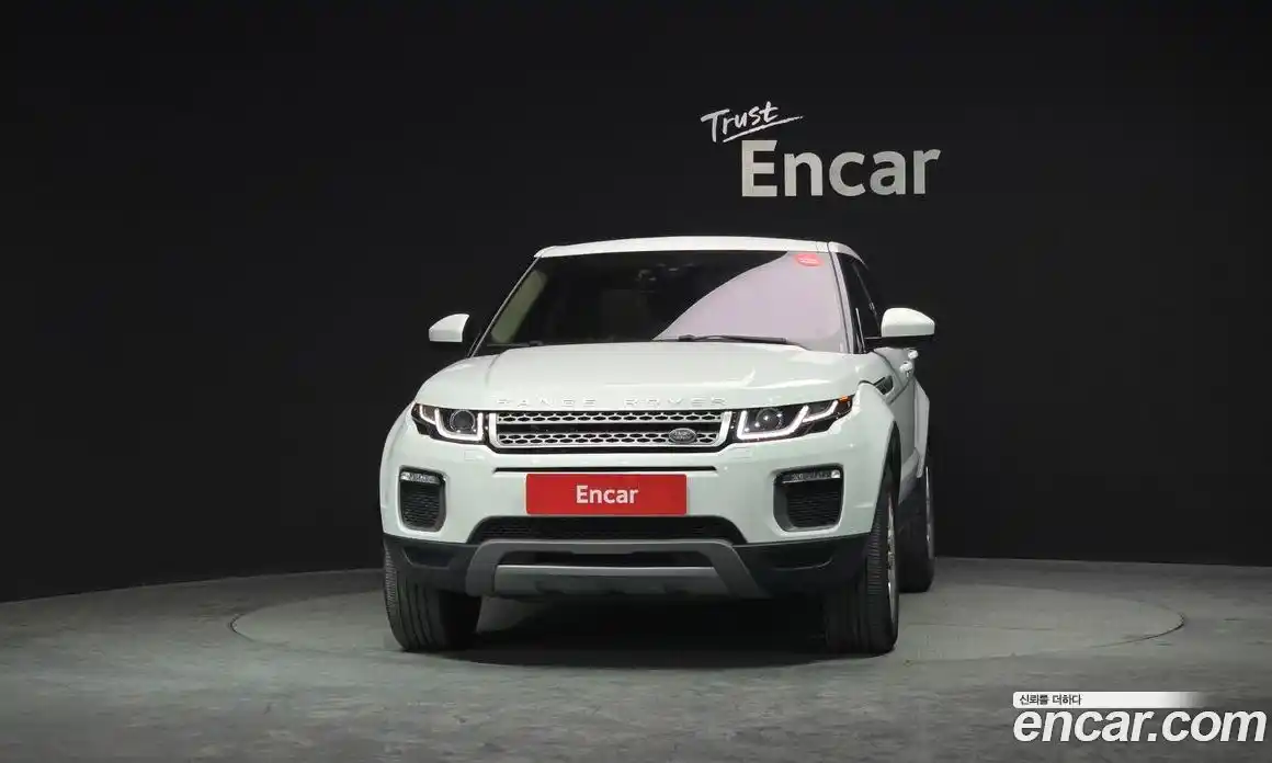 Land Rover Range-Rover Evoque 2015 2.0 гидро в Москве № 166303, фото 3