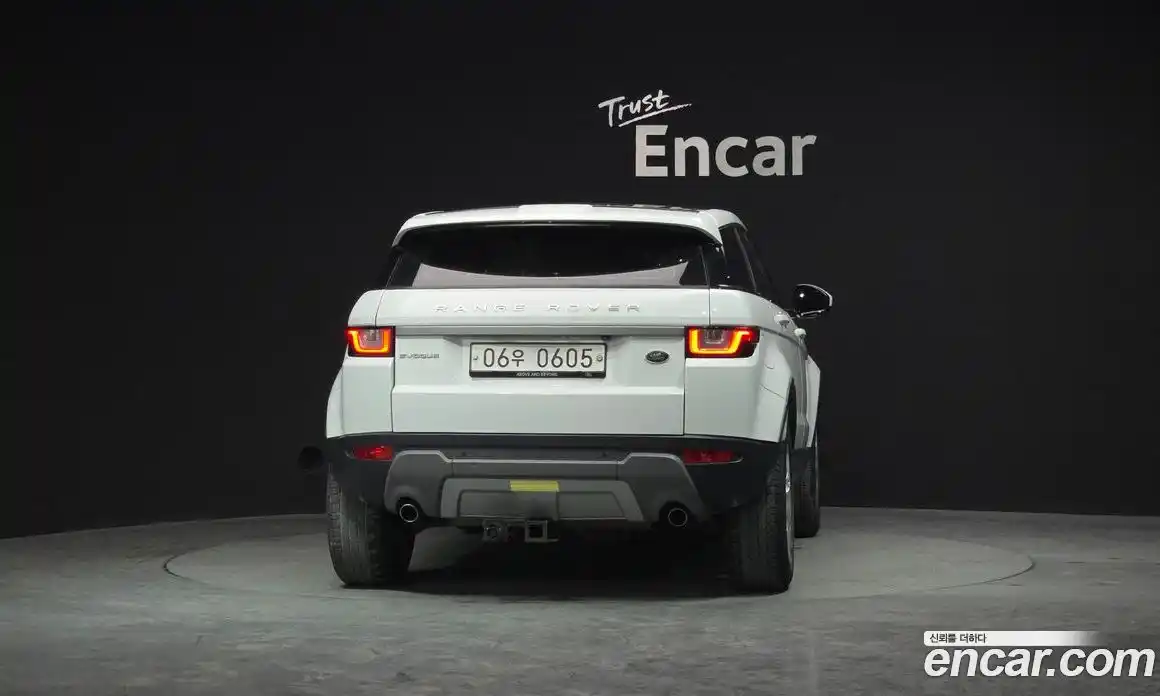 Land Rover Range-Rover Evoque 2015 2.0 гидро в Москве № 166303, фото 4