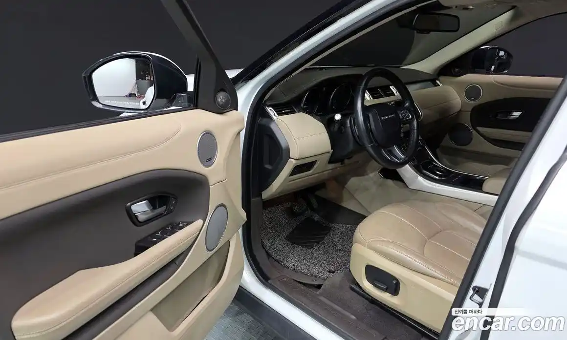 Land Rover Range-Rover Evoque 2015 2.0 гидро в Москве № 166303, фото 10
