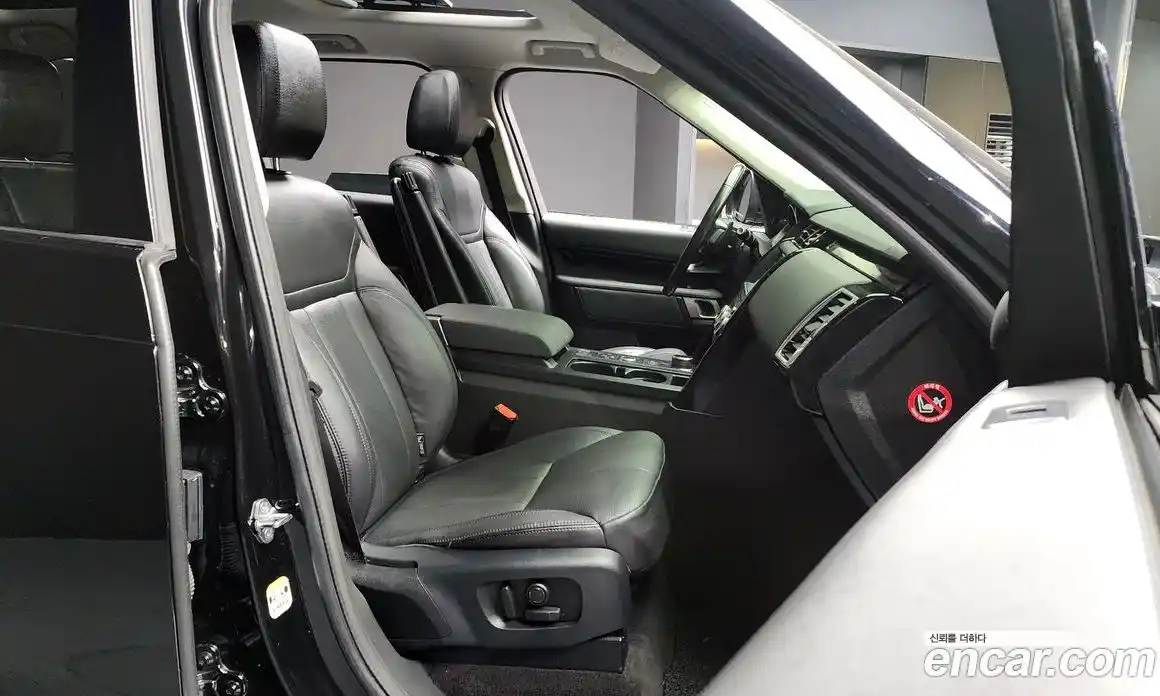 Land Rover Discovery 2019 3.0 гидро в Москве № 166573, фото 11